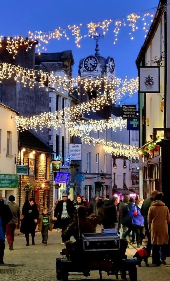 Buxton Mews *
